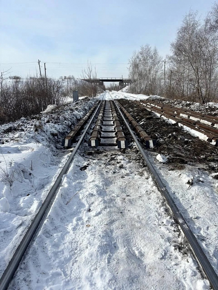 Установка 13 (тринадцати) страховочных рельсовых пакетов длиной 25 м в городе Челябинск