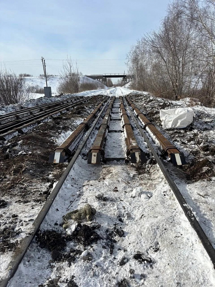 Установка 13 (тринадцати) страховочных рельсовых пакетов длиной 25 м в городе Челябинск